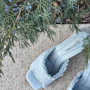 Blue Jean Baby Heels 🩵